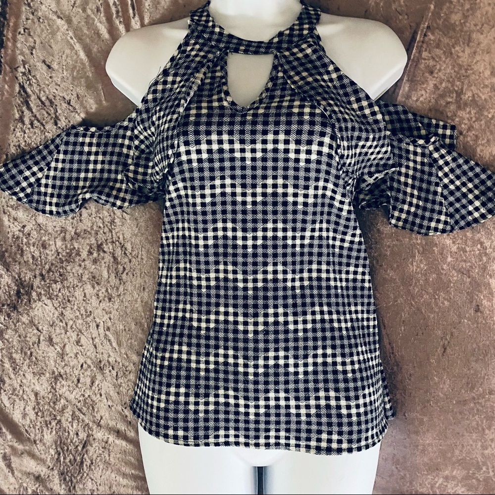 Candies B & W Gingham Cold Shoulder Trapeze Blouse